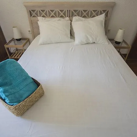 La Pequena Ferienhaus Torrent (Valencia)