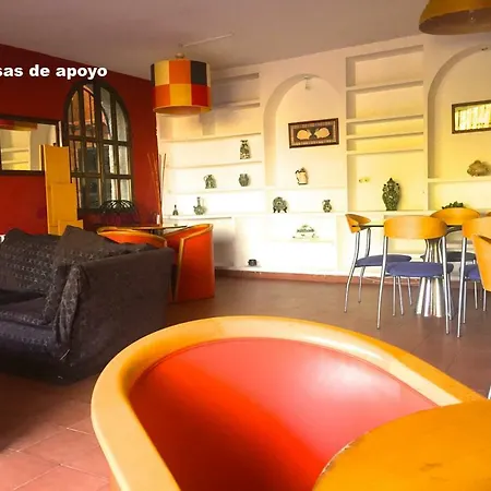 La Pequena Ferienhaus Torrent (Valencia)